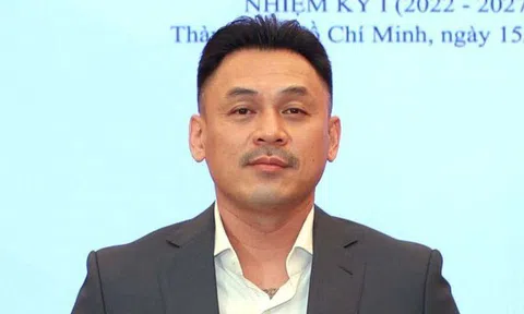 Ông Lưu Tú Bảo mất liên lạc khi sang Mỹ, doanh nghiệp liên quan đồng loạt biến động