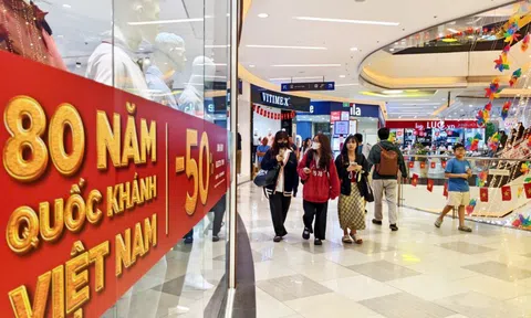 Hàng quán, điểm vui chơi... thắng lớn dịp lễ 2-9