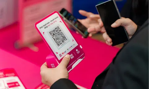 Khi giữ khách bắt đầu từ thao tác quét QR