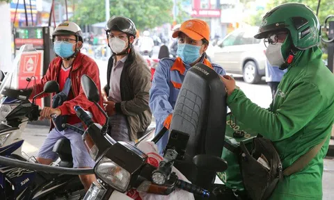 Giá xăng E5 RON92 tăng 6 đồng/lít