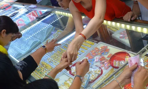Giá vàng hôm nay, 11-10: Tăng mạnh trở lại