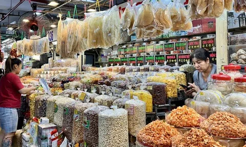 Bộ Tài chính đề xuất nâng ngưỡng miễn thuế cho hộ kinh doanh lên 500 triệu đồng/năm