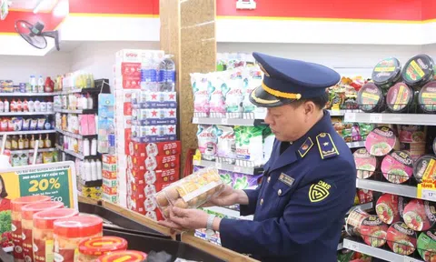 Lập 7 đoàn truy quét hàng giả, "thổi giá" dịp Tết Bính Ngọ 2026