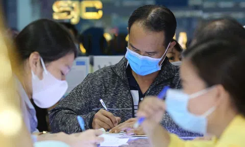 Sáng 27-1, giá vàng miếng SJC, vàng nhẫn neo ở vùng đỉnh