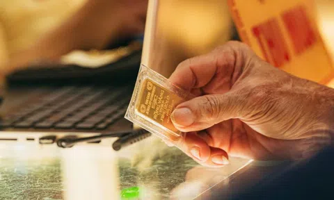 Giá vàng giảm về 167 triệu đồng/lượng rồi hồi phục nhanh