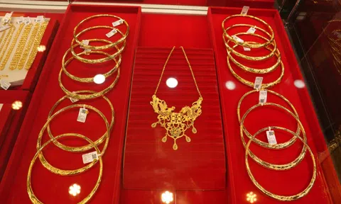 Tối 20-2, giá vàng, bạc cùng tăng mạnh