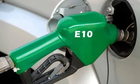 Buộc dùng xăng E10 từ tháng 6, giờ tiêu thụ vẫn hạn chế: Thủ tướng ra chỉ thị