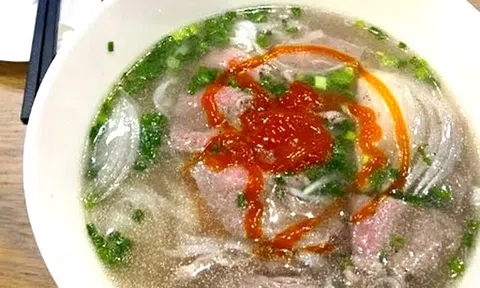 Vụ tô phở 346.000 đồng ở sân bay Cam Ranh: Hé lộ doanh nghiệp vốn 1.000 tỉ phía sau