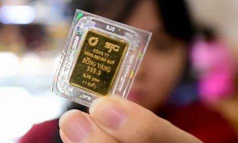 Giá vàng miếng SJC chạm mốc 187 triệu đồng/lượng trước tin Mỹ tấn công Iran