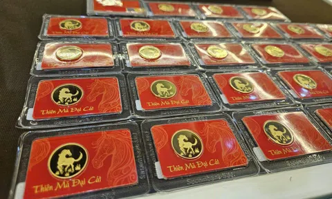 Giá vàng hôm nay 1-3: Đồng loạt dự báo tăng, token vàng có lúc lên 5.500 USD