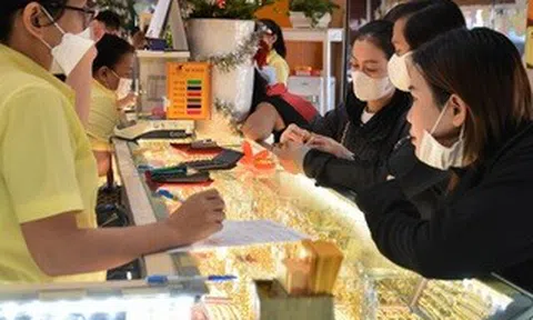 Giá vàng hôm nay, 12-3: Đảo chiều đi xuống