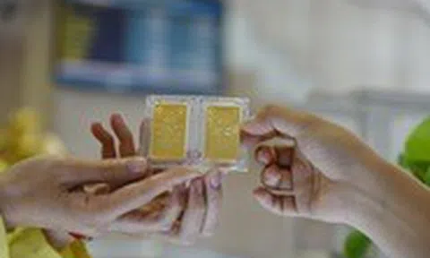 Giá vàng miếng SJC giảm thêm 600.000 đồng/lượng, xuất hiện lực mua bắt đáy