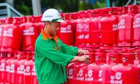 Từ 1-4, giá gas đồng loạt tăng thêm khoảng 95.000 đồng/bình 12kg