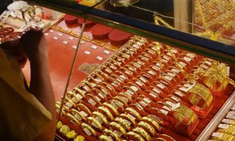 Giá vàng hôm nay, 2-4: Tiếp tục tăng mạnh