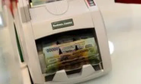 Đọc nhanh 6-4: Giá dầu tiếp tục tăng; lãi suất huy động đẩy lên hơn 9%