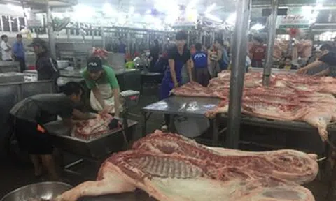 Giá heo hơi hôm nay, 9-4: Chợ đầu mối có giá mới