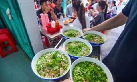 Người Việt tăng chi hơn 20.000 cho bữa sáng, ăn trưa trên 30.000 đồng