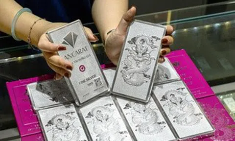 Giá bạc hôm nay 15-4: Tăng lên mức cao nhất 1 tháng qua