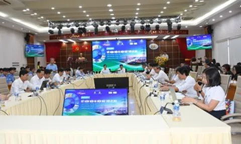 Hóa đơn tiền điện 2,4 triệu đồng/tháng: Lắp điện mặt trời sao cho tiết kiệm?