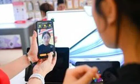 Nhà mạng tăng điểm hỗ trợ xác thực thông tin thuê bao di động xuyên lễ