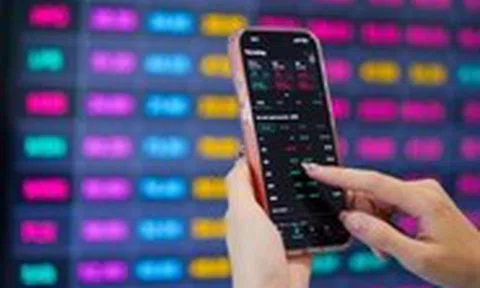 Đọc nhanh 4-5: Vốn hóa nhóm Vingroup sát 100 tỉ USD, nhiều mã khác về định giá hợp lý