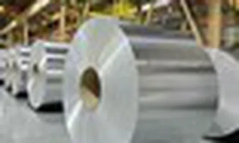 Một ‘cường quốc’ công nghiệp ô tô quen thuộc với người Việt ‘trúng đòn’ vì cú sốc nguyên liệu: Nhôm, nhựa, thép đồng loạt tăng, giá xe có thể nhích thêm hàng trăm USD