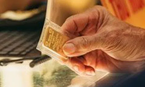 Giá vàng đi xuống ngay phiên đầu tuần