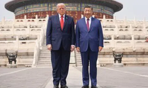 Vừa đặt chân đến một công trình ở Trung Quốc, Tổng thống Trump ngỡ ngàng thốt lên "Thật đáng kinh ngạc!"