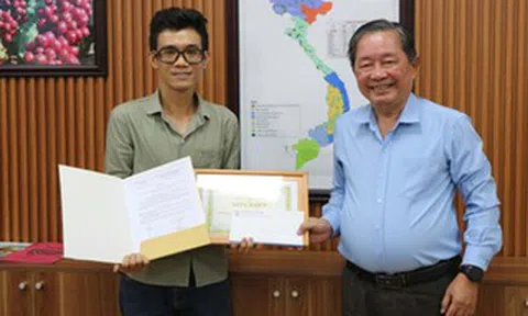 VICOFA khen thưởng người Việt vô địch thử nếm cà phê thế giới