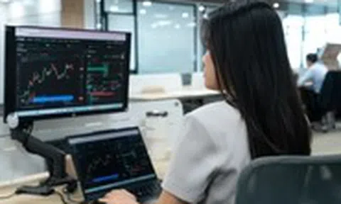 Chứng khoán 21-5: Lý do nào khiến nhà đầu tư bán tháo trong phiên 20-5?