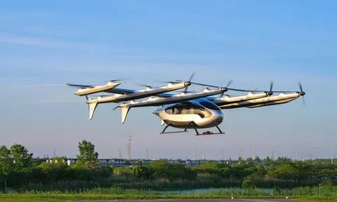 AutoFlight V5000 Matrix hoàn tất chuyến bay 'đội hình hỗn hợp ba máy bay', chính thức khởi động quy trình chứng nhận đủ điều kiện bay