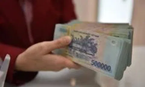 Tiền gửi của dân vào ngân hàng vượt 10,3 triệu tỉ đồng