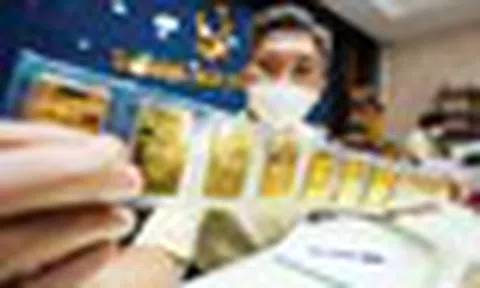 Giá vàng hôm nay 27/5 "đổ đèo", vàng miếng SJC rơi về mức thấp nhất trong nhiều tuần qua