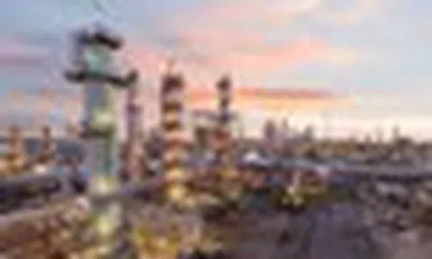 Khủng hoảng thượng tầng tại một tập đoàn dầu khí đa quốc gia: Chủ tịch Hội đồng quản trị bị phế truất, cổ phiếu lao dốc thảm hại