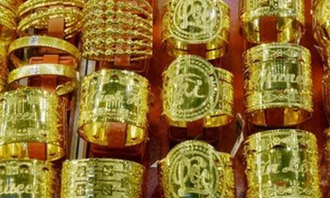 Giá vàng hôm nay 28-5: Tiếp tục giảm