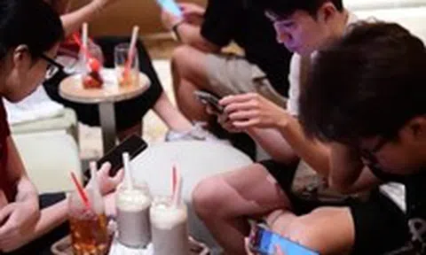 Với 1,29 tỉ lượt tải, người dùng Việt chơi game di động nhiều và lâu hàng đầu khu vực