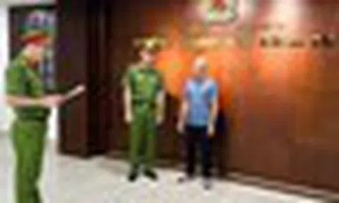 Khởi tố giám đốc Nguyễn Sĩ Phương do sản xuất “Nem chua rán Hà Nội” giả