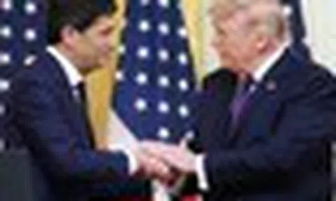 Ông Trump: Fed sẽ sai lầm nếu tăng lãi suất