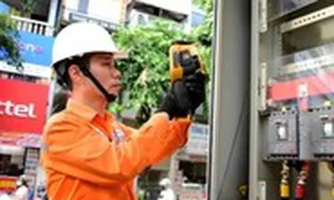 Lợi nhuận lớn, EVN hết lỗ lũy kế: Vì sao công ty mẹ vẫn lỗ?