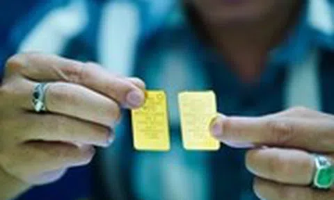 Giá vàng miếng SJC giảm sâu, bán ra còn 143,8 triệu đồng/lượng