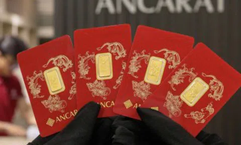 Giá vàng miếng SJC tăng 3,5 triệu đồng, bạc ký tăng hơn 3 triệu đồng ngày đầu tuần