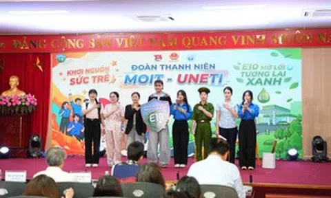 Gay cấn thi tranh tài hiểu biết về xăng E10