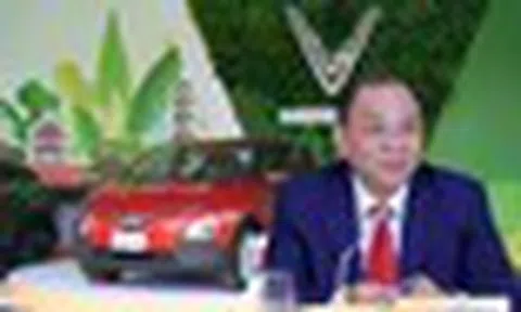 "Khách sộp" ở Hà Nội vừa mua thêm 2.000 xe điện VinFast, trong đó có nhiều xe VF5, là ai?