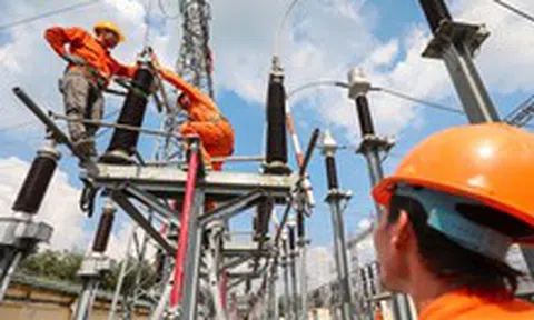 Bộ Công Thương đề xuất cơ chế giá mới với khách hàng dùng điện sinh hoạt