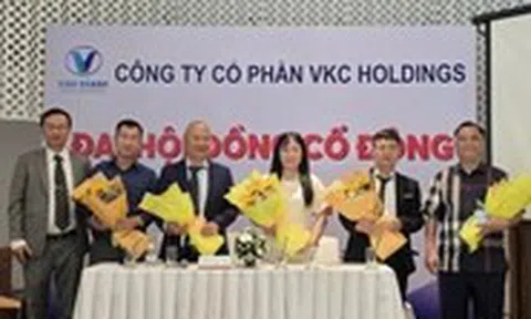 Ông Đỗ Thành Nhân tiếp tục gây sốc, tuyên bố rót 1.700 tỉ đồng làm thời trang