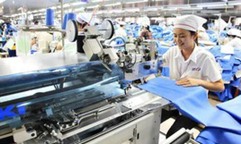 Thu nhập làm thêm giờ có bị tính thuế?