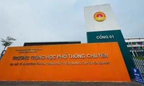 Vụ 147 điểm 10 môn toán Trường THPT chuyên Tuyên Quang: Giám thị đến từ 3 trường khác
