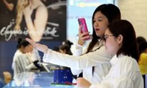 Nửa năm 2026, vốn ngoại đổ vào TP.HCM tăng hơn 114%