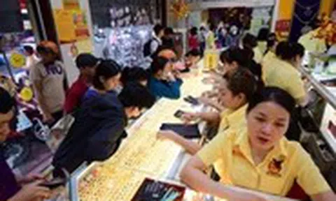 Đọc nhanh 3-7: Giá vàng tăng mạnh; một công ty điện ở TP.HCM có chủ tịch mới sau biến cố