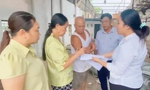 Xã Bà Điểm hỗ trợ thủ tục tận nhà cho hộ dân ảnh hưởng bởi dự án nâng cấp quốc lộ 22